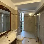 Skanderbeg Square Center Apartamento