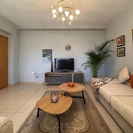 Skanderbeg Square Center Apartment *