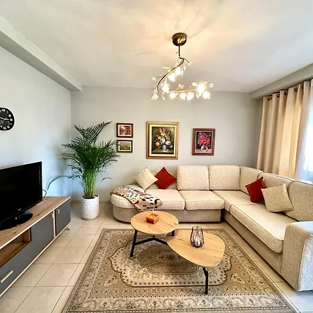 Apartmán Skanderbeg Square Center