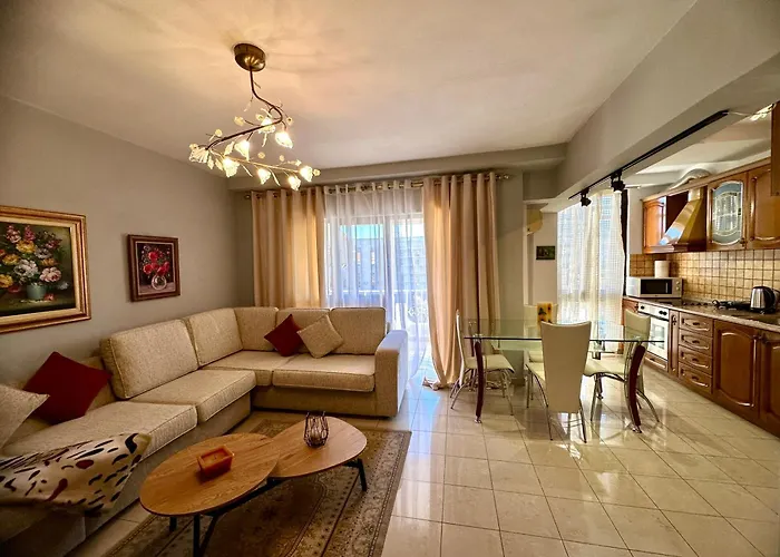 Apartmán Skanderbeg Square Center *