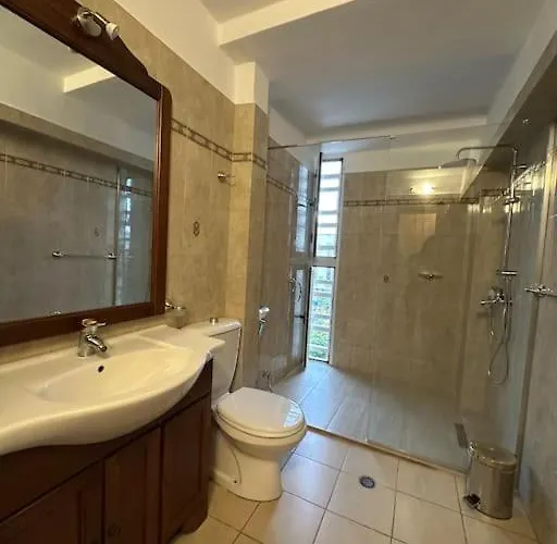 Skanderbeg Square Center 아파트 티라나