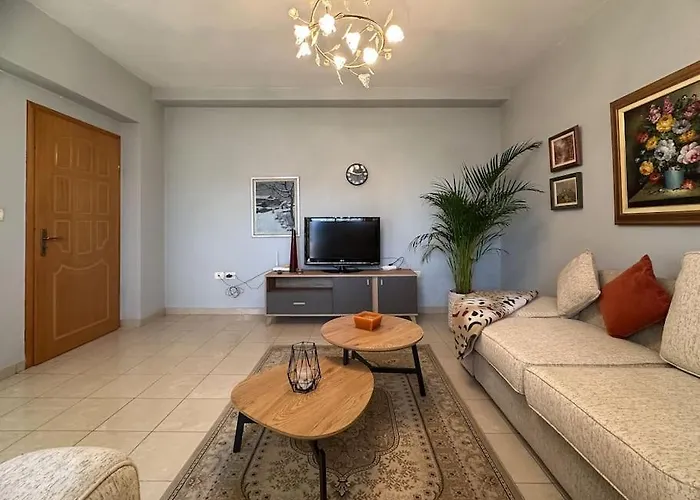 Skanderbeg Square Center Apartment *